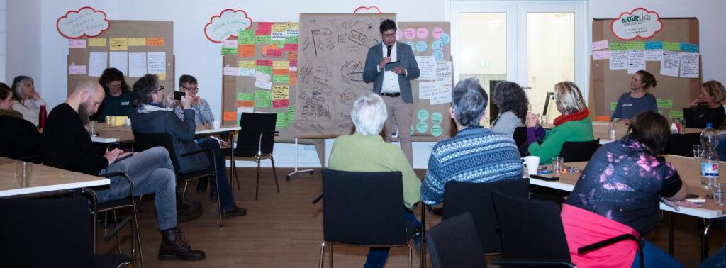 Visionstag Hoher Fläming - Bürgermeister Dr. Pulz eröffnet das Vernetzungstreffen