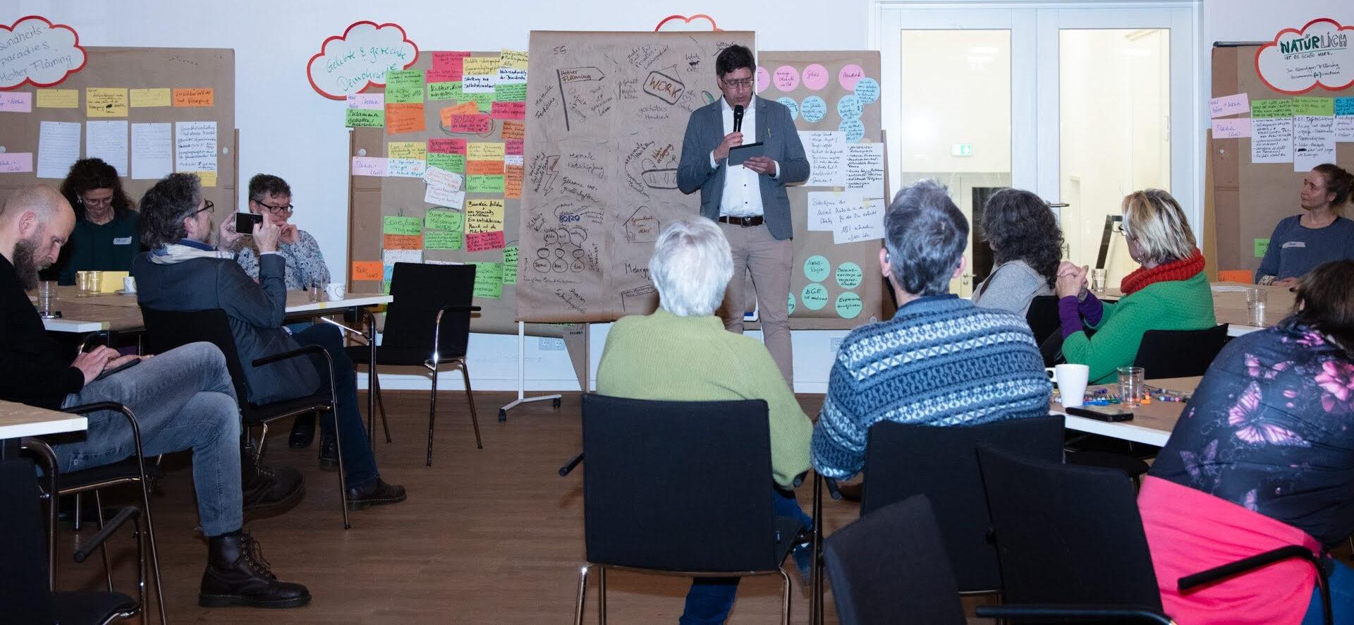 Visionstag Hoher Fläming - Bürgermeister Dr. Pulz eröffnet das Vernetzungstreffen